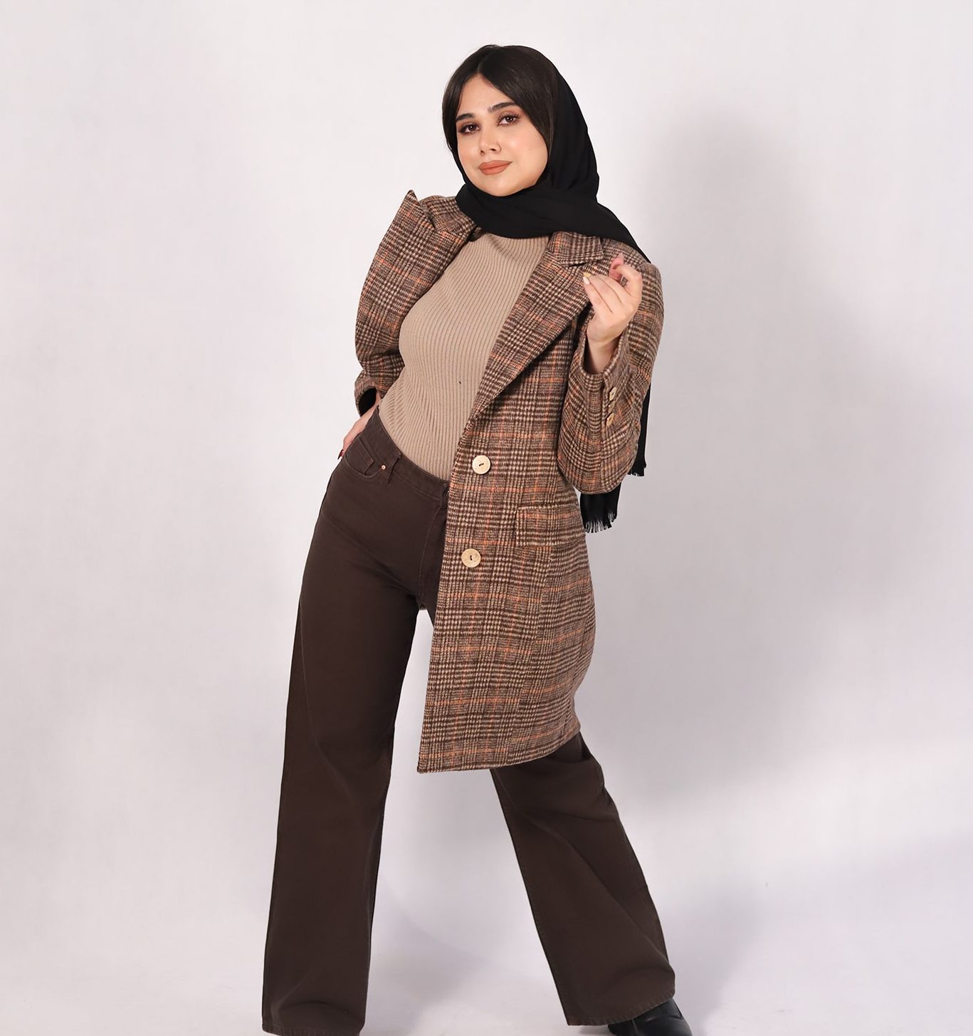 D-min-2-e1713824789906.jpg پالتو فوتر چهارخانه - Image 1