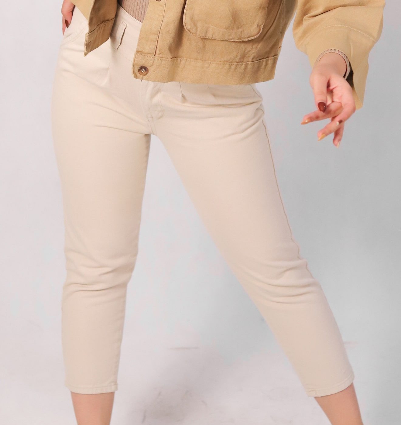 Z-min-1-e1713824259192.jpg شلوار کتان مام فیت زنانه - Image 1