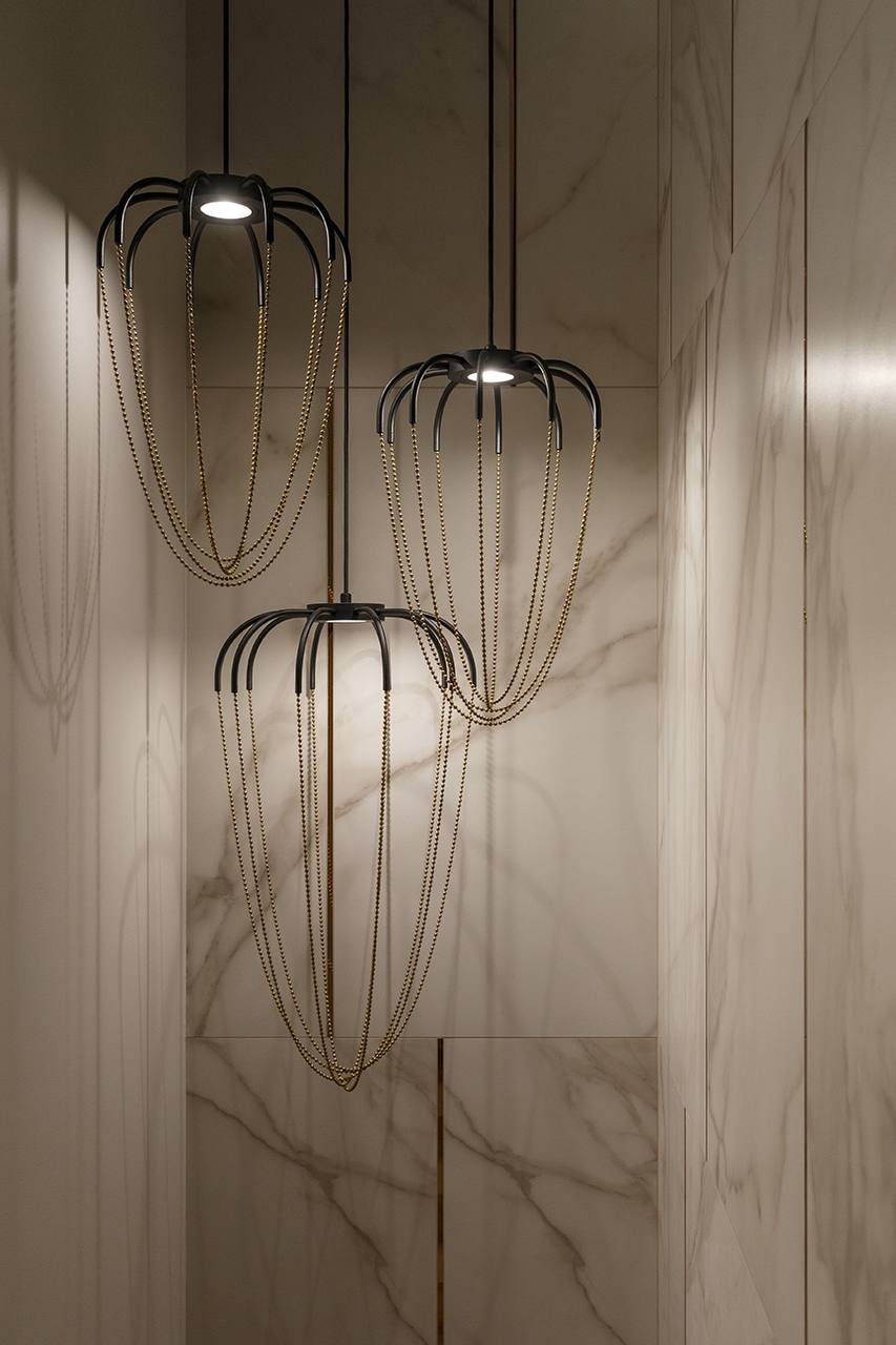 IMG_20250810_180224_620 چراغ آویز مدل لارا کد F881