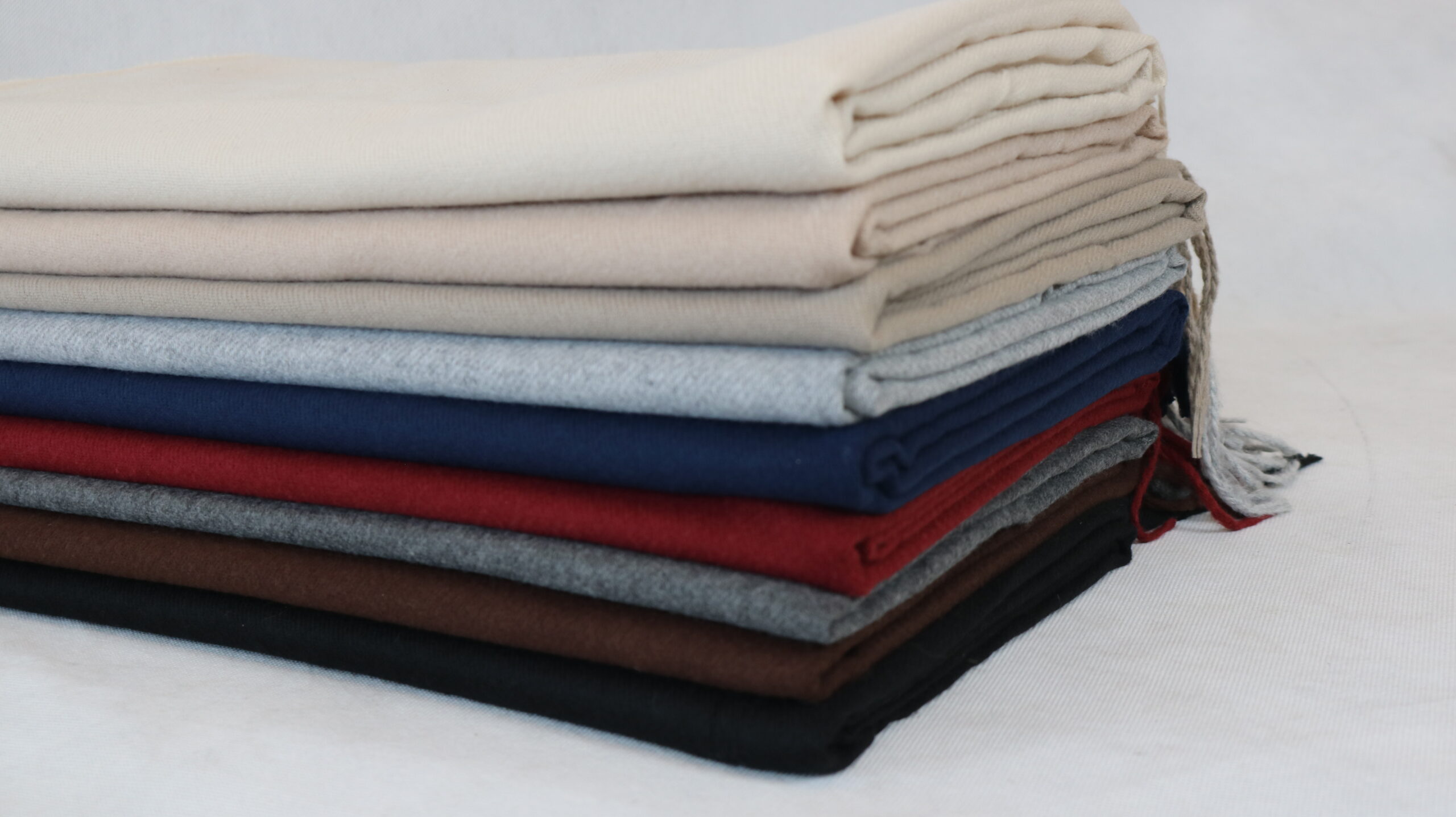 IMG_3971 شال زنانه موهر چند رنگ پنجره کد: FM78